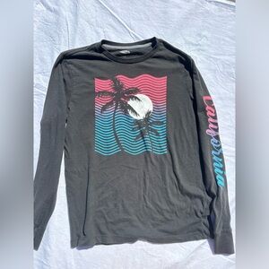 graphic long sleeve